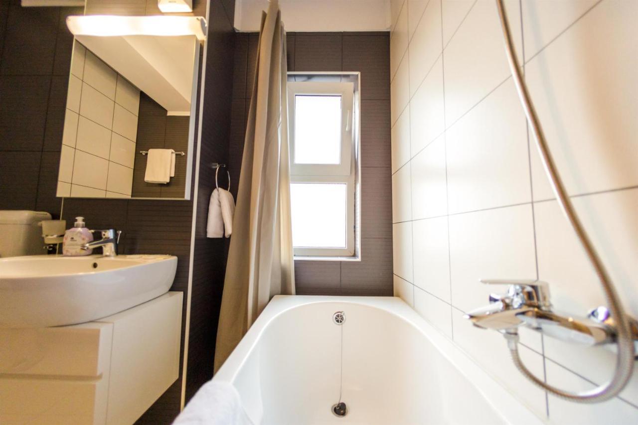 Ferienwohnung Apartament Business Langa Vivo Mall Baia Mare Exterior foto
