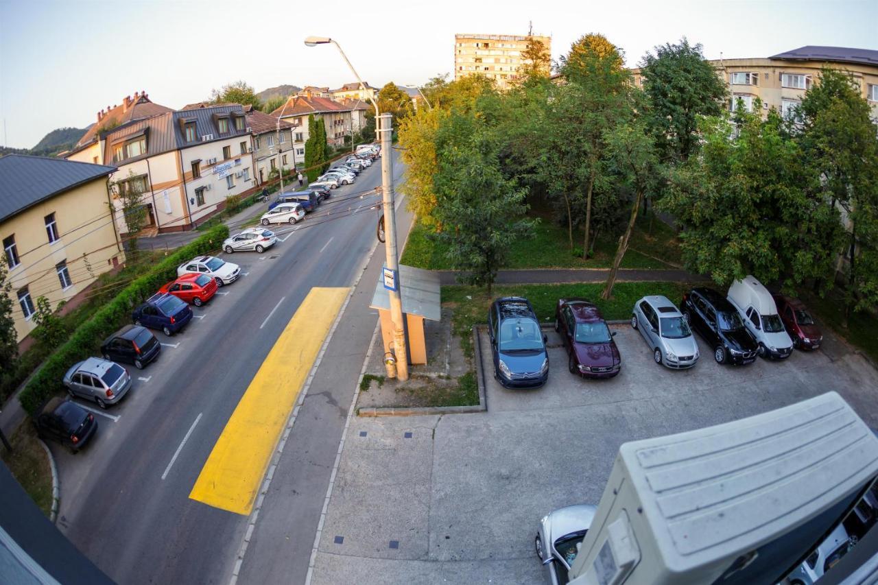 Ferienwohnung Apartament Business Langa Vivo Mall Baia Mare Exterior foto
